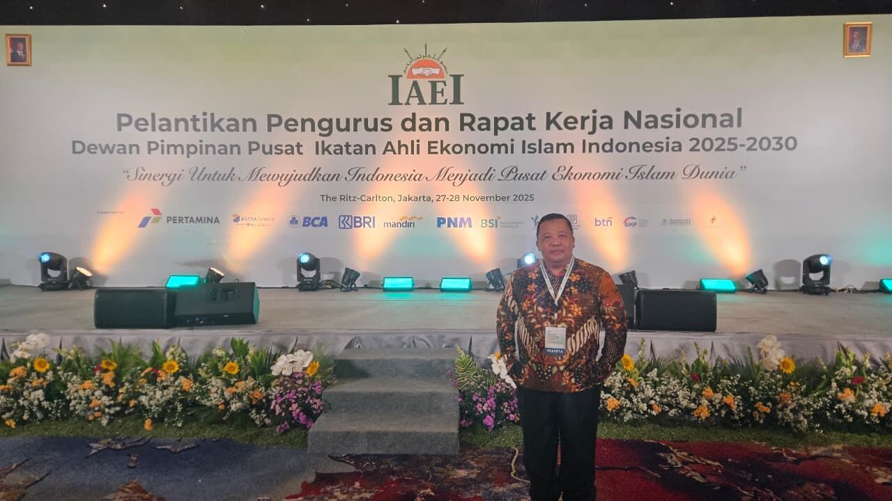Dekan FSEI IAIN SAS BABEL, Dr. Iskandar, M.Hum hadiri Pelantikan Menteri Agama RI sebagai Ketua Umum DPP IAEI Indonesia Periode 2025-2030