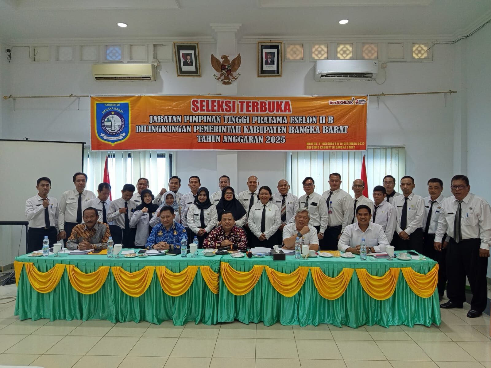 Dr. H . Iskandar, S.Ag., S.H., M.Hum, Dekan FSEI IAIN SAS BABEL ditunjuk sebagai Ketua Tim Seleksi Eselon II Kabupaten Bangka Barat