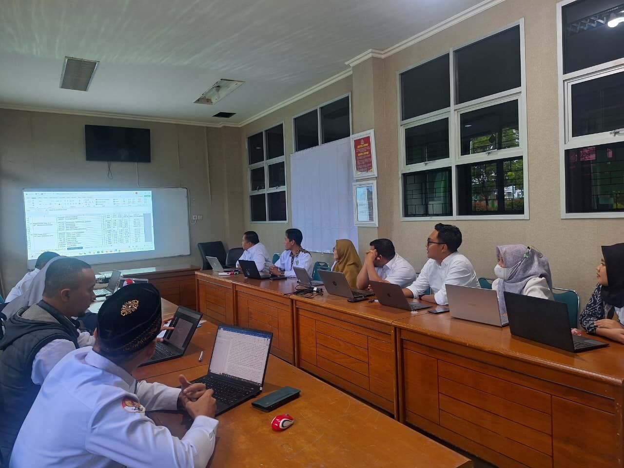 Fakultas Syariah dan Ekonomi Islam IAIN SAS Babel Gelar Rapat Rutin Awal Bulan