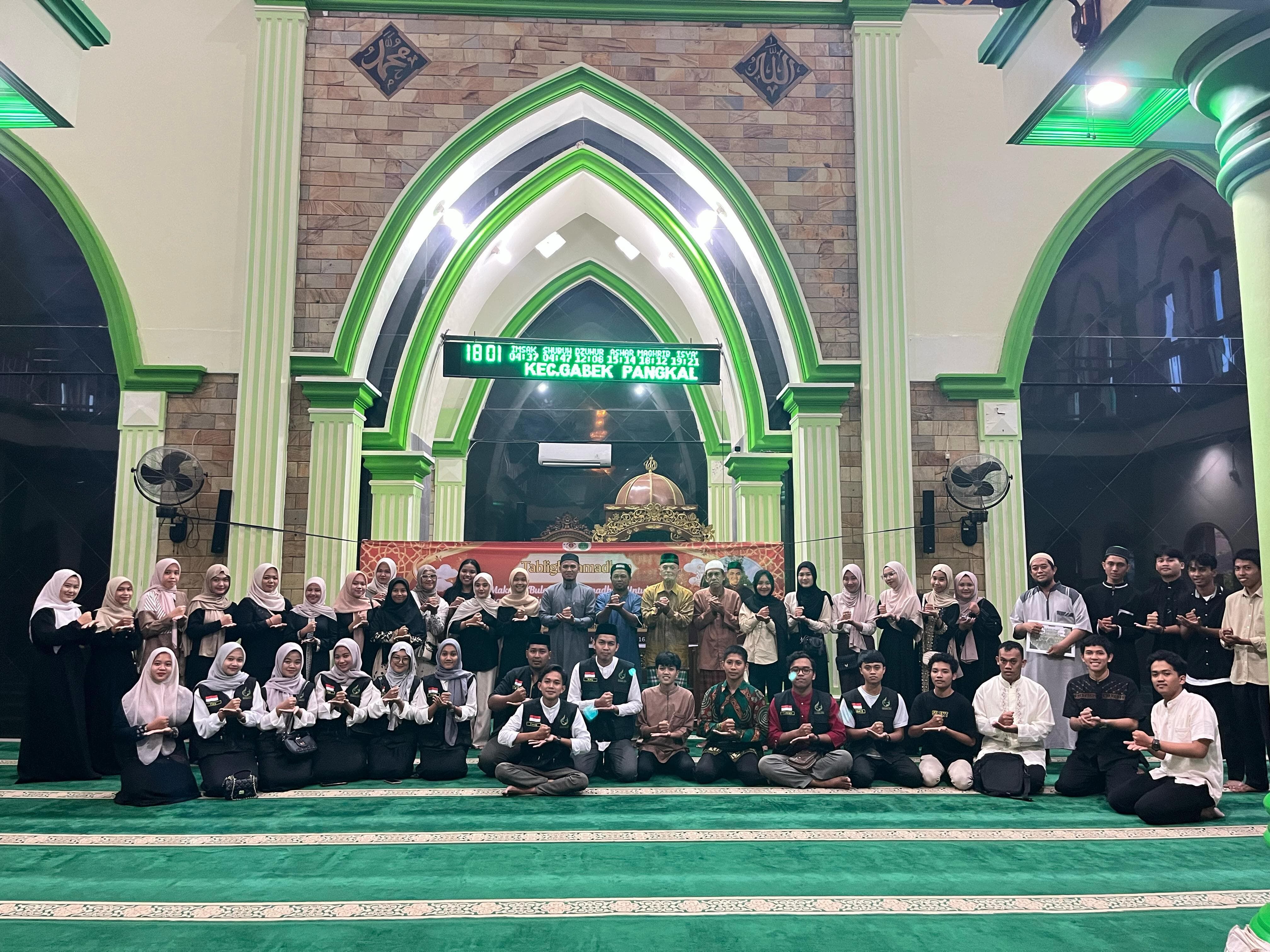 Hima Prodi HKI IAIN SAS BABEL dan Hima Hukum UBB Gelar Tabligh Ramadan di Masjid Baitul Arofah