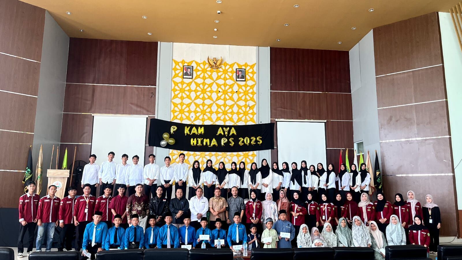 Himpunan Mahasiswa Prodi Perbankan Syariah Gelar Kegiatan Pembukaan Pekan Raya 2025