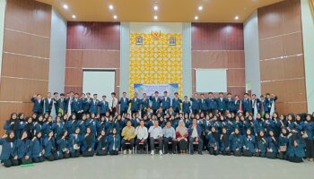 Dekan FSEI IAIN SAS BABEL Resmi Lantik Pengurus Ormawa Masa Jabatan 2026