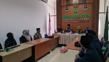 Serah Terima Mahasiswa Praktek Kerja Lapangan (PKL) di Pengadilan Agama Pangkalpinang Program Studi Hukum Keluarga Islam