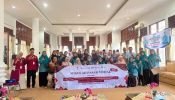 Siswa SMA Di Koba Melek Finansial Melalui Dosen FSEI IAIN SAS Babel Dalam Kegiatan Pengabdian Pada Masyarakat
